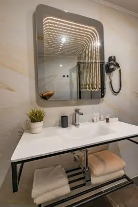 Superior Dört Kişilik Oda