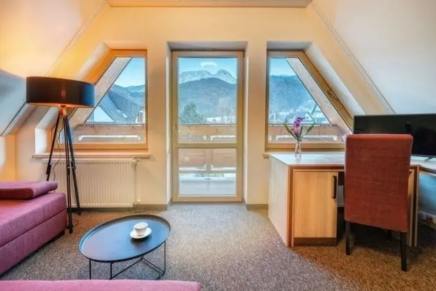 Apart Daire, Dağ Manzaralı