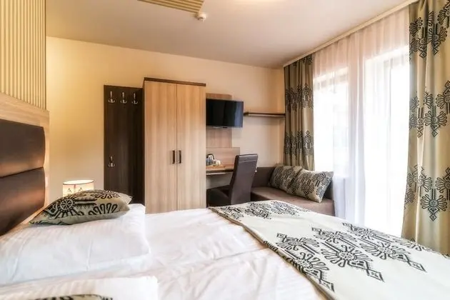 Deluxe Tek Büyük Yataklı Oda, Balkon, Dağ Manzaralı