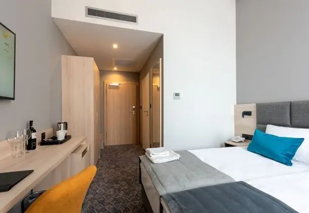 Standard Tek Büyük Yataklı Oda