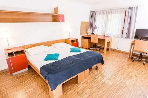 Economy Tek Büyük Yataklı Oda