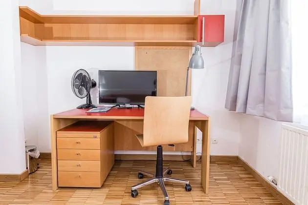 Economy Tek Büyük Yataklı Oda
