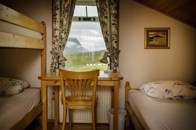 Üç Kişilik Oda, Ortak Banyo