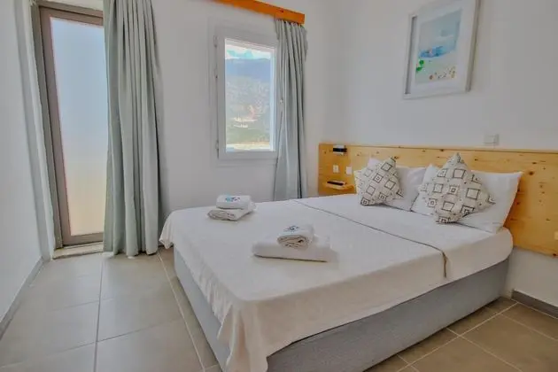 Aile Odası, Deniz Manzaralı, Balkonlu