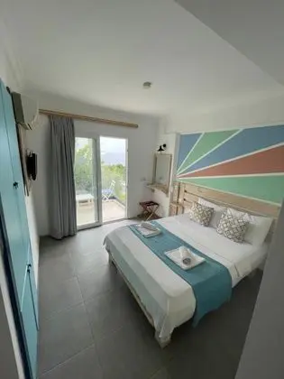 Standart Oda, Kısmi Deniz Manzaralı, Balkonlu