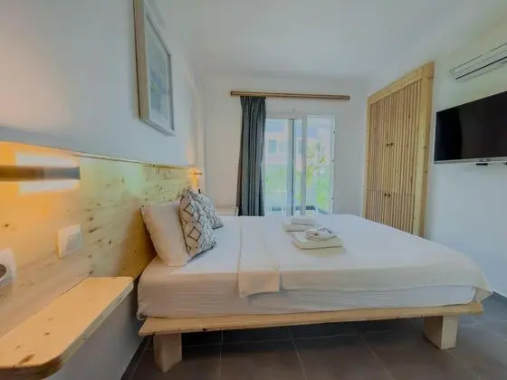 Standart Oda, Kısmi Deniz Manzaralı, Balkonlu