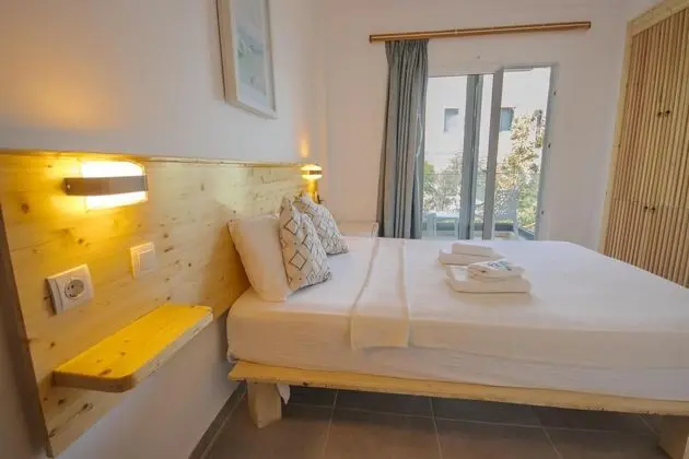 Standart Oda, Kısmi Deniz Manzaralı, Balkonlu