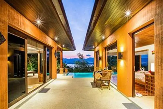 Premium Pool Villa with Ocean View