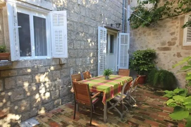 Ev (Korta - 50 m from sea - H(5+1))