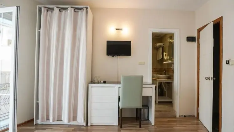 Standart Oda, Deniz veya Kara Manzaralı