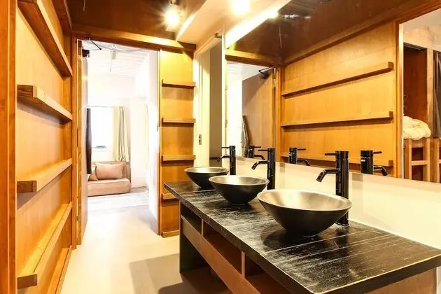 Ortak Ranzalı Oda, Şehir Manzaralı (Mixed)
