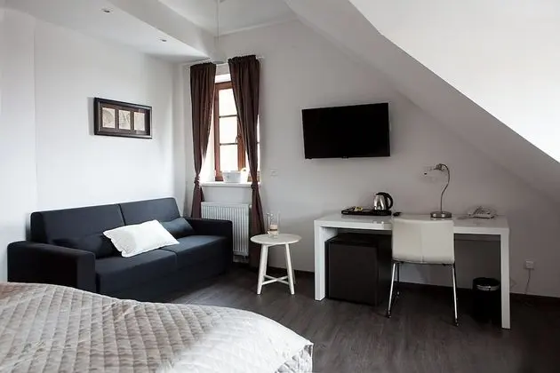 Comfort Tek Büyük veya İki Ayrı Yataklı Oda