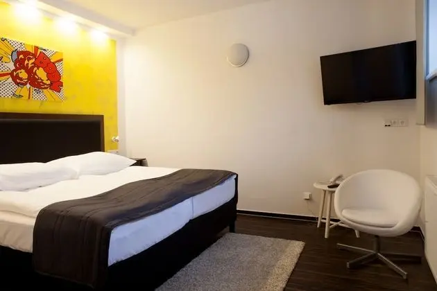 Comfort Tek Büyük veya İki Ayrı Yataklı Oda