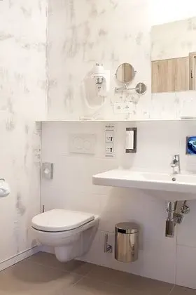 Comfort Tek Büyük veya İki Ayrı Yataklı Oda