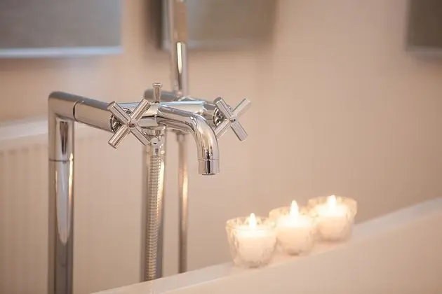 Comfort Tek Büyük veya İki Ayrı Yataklı Oda