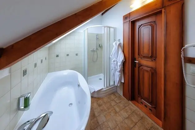 Süit, Dağ Manzaralı
