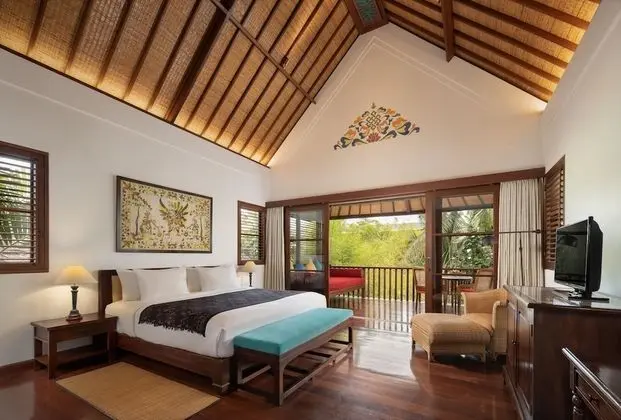 Koru Suite with Floating breakfast