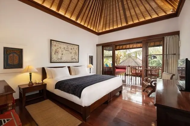 Tirta Suite Free Afternoon Tea