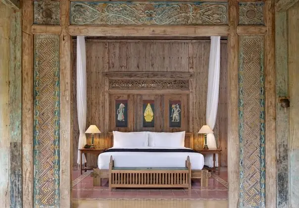 Wooden Suite with 30minutes Massage