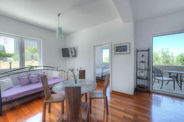 Exclusive Apart Daire, 2 Yatak Odası, Bahçeli
