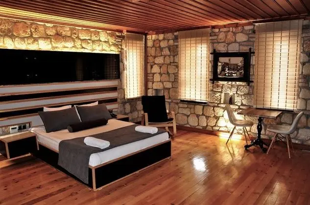 Köşe Suite