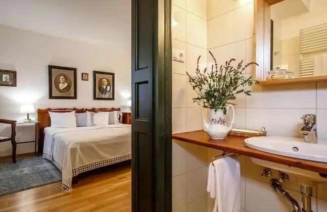 Tek Büyük Yataklı Oda (Pajta)