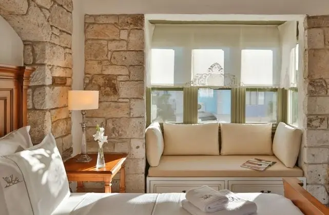 Cumbalı Deluxe Oda, Havuz Manzaralı