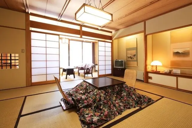 Traditional Dört Kişilik Oda (Japanese Style A)