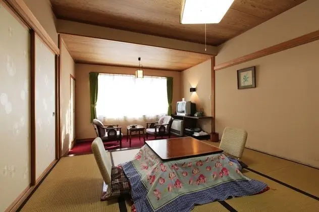 Traditional Dört Kişilik Oda (Japanese Style B)