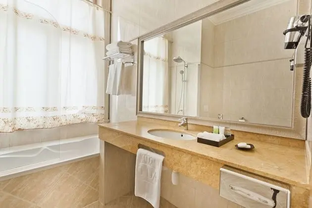 Boutique Suite (Free SPA entrance)