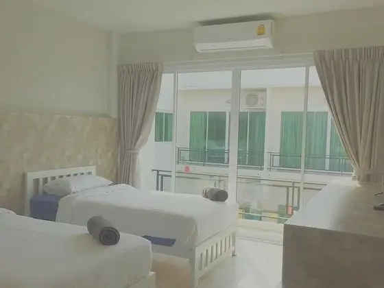Superior Twin Room with Balcony