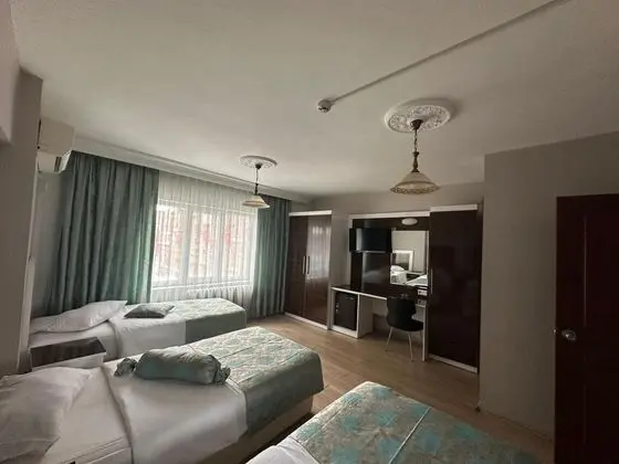 https://images.odamax.com/img/1024x768/odamax/image/upload/K_k_Hotel_Elaz__202602171353246_3_kis_ilik_oda.JPG