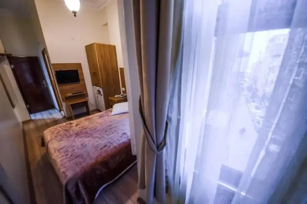 Standart Oda, Şehir Manzaralı