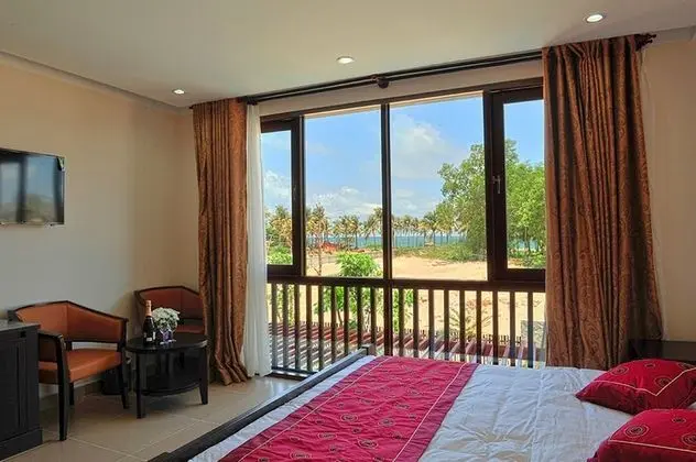 Deluxe Villa, Birden Çok Yatak Odası, Havuz Manzaralı, Havuz Kenarı