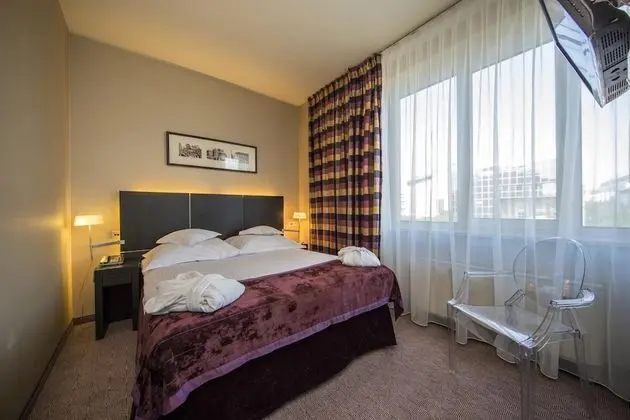 Apart Daire, 1 Çift Kişilik Yatak