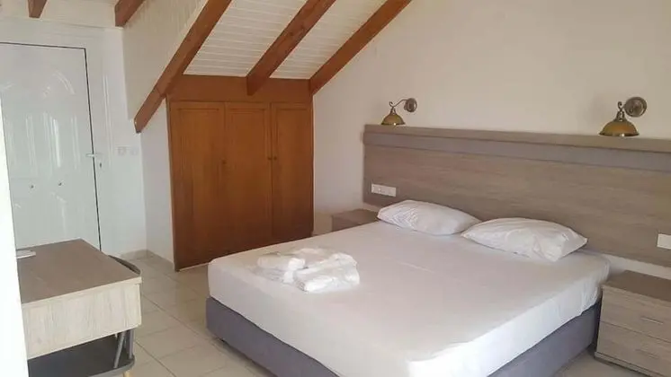 Deluxe Tek Büyük Yataklı Oda, Deniz Manzaralı