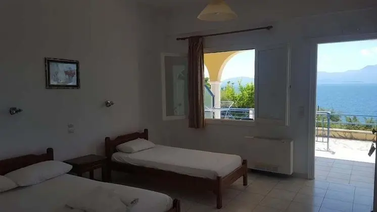 Tek Büyük Yataklı Oda, Deniz Manzaralı, Avlu (extra bed)