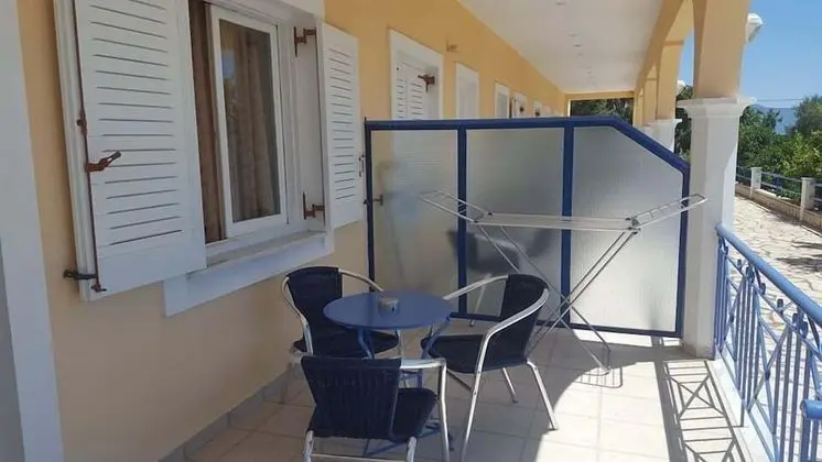 Tek Büyük Yataklı Oda, Deniz Manzaralı, Avlu (extra bed)