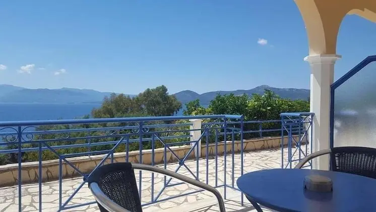 Tek Büyük Yataklı Oda, Deniz Manzaralı, Avlu (extra bed)