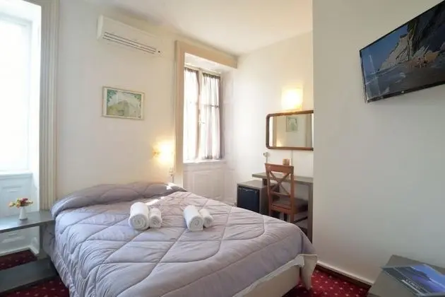 Tek Kişilik Oda, Deniz Manzaralı