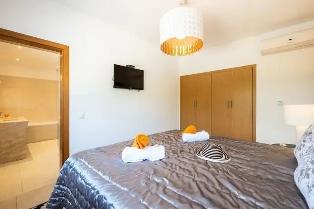 Villa, 4 Yatak Odası, Kişiye Özel Havuzlu, Deniz Manzaralı