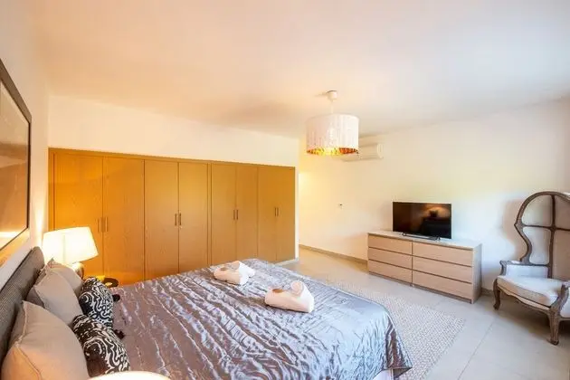 Villa, 4 Yatak Odası, Kişiye Özel Havuzlu, Deniz Manzaralı