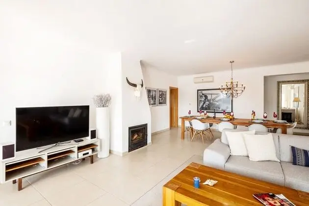 Villa, 4 Yatak Odası, Kişiye Özel Havuzlu, Deniz Manzaralı