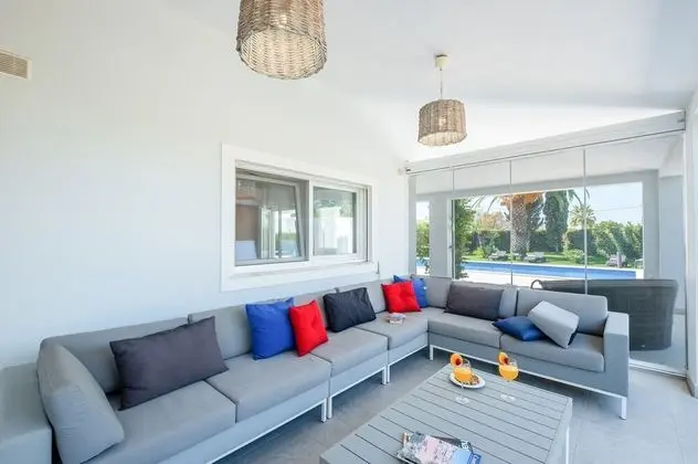 Villa, 4 Yatak Odası, Kişiye Özel Havuzlu, Deniz Manzaralı