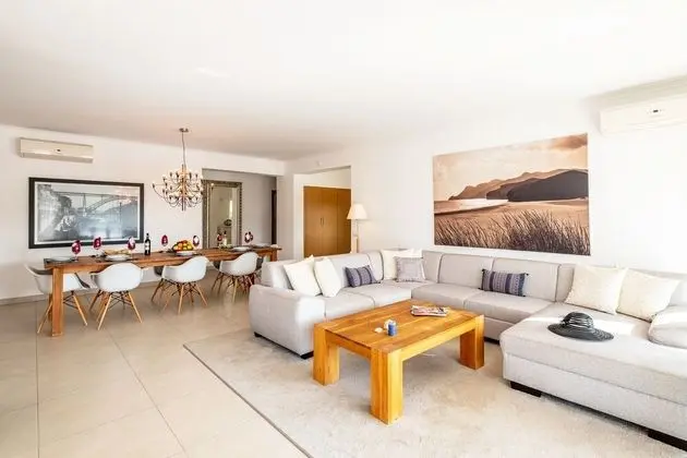 Villa, 4 Yatak Odası, Kişiye Özel Havuzlu, Deniz Manzaralı