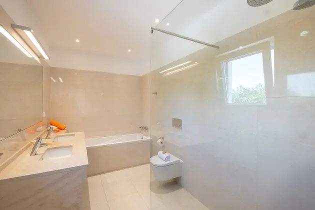 Villa, 4 Yatak Odası, Kişiye Özel Havuzlu, Deniz Manzaralı