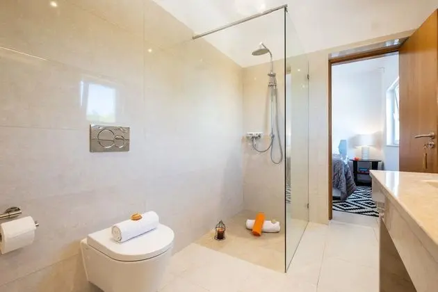 Villa, 4 Yatak Odası, Kişiye Özel Havuzlu, Deniz Manzaralı