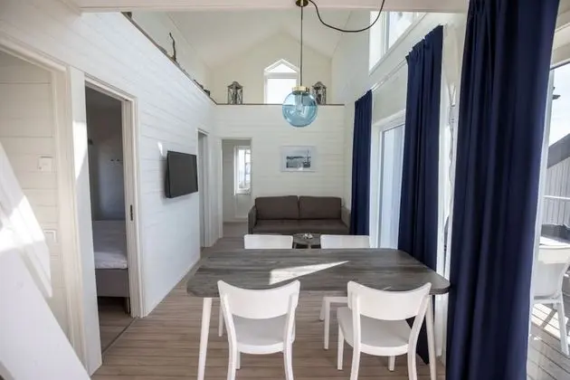 Apart Daire, Zemin Kat