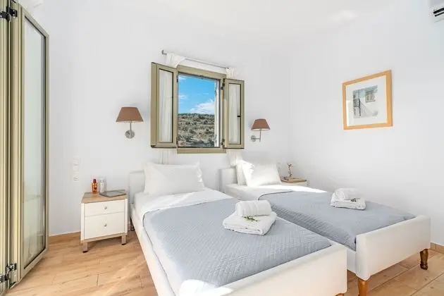 Family Villa, 3 Yatak Odası, Kişiye Özel Havuzlu