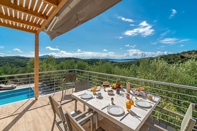 Family Villa, 3 Yatak Odası, Kişiye Özel Havuzlu